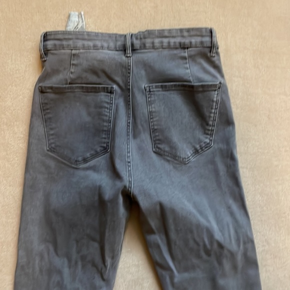 Zara Gray Stretchy skinny Ankle Jeans in size 6 - Picture 6 of 9